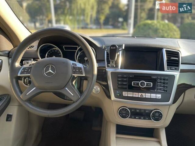 Мерседес ГЛ-класс, объемом двигателя 3 л и пробегом 271 тыс. км за 23900 $, фото 13 на Automoto.ua