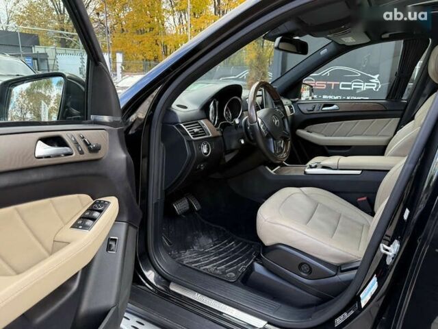 Мерседес ГЛ-Клас, об'ємом двигуна 3 л та пробігом 271 тис. км за 35000 $, фото 17 на Automoto.ua