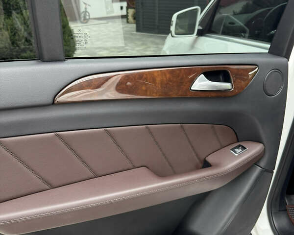 Мерседес ГЛ-класс, объемом двигателя 3 л и пробегом 270 тыс. км за 31500 $, фото 44 на Automoto.ua