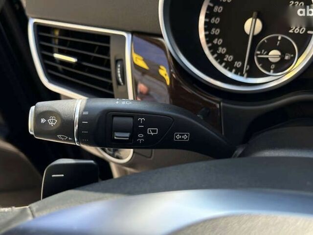 Мерседес ГЛ-класс, объемом двигателя 3 л и пробегом 112 тыс. км за 45300 $, фото 17 на Automoto.ua