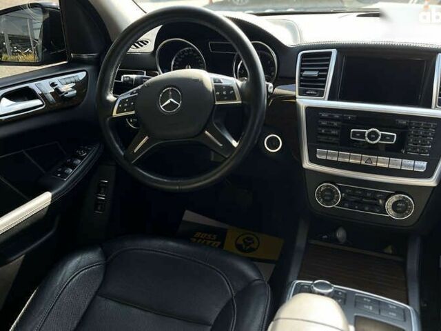 Мерседес ГЛ-класс, объемом двигателя 3 л и пробегом 112 тыс. км за 45300 $, фото 20 на Automoto.ua