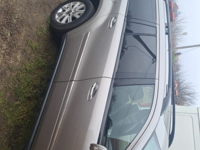 Серый Мерседес ГЛ-класс, объемом двигателя 4 л и пробегом 230 тыс. км за 12000 $, фото 5 на Automoto.ua