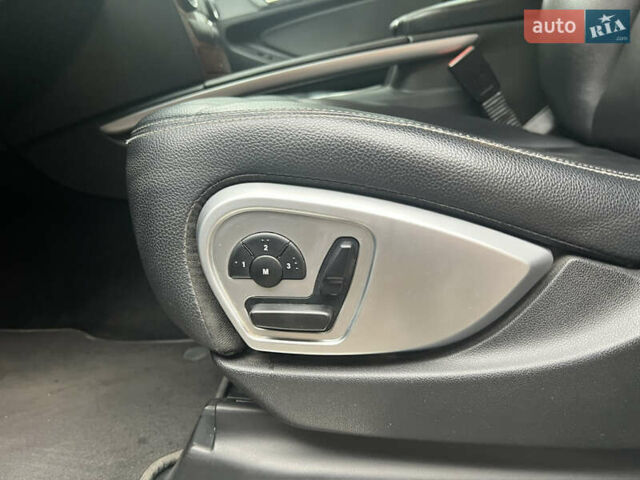 Сірий Мерседес ГЛ-Клас, об'ємом двигуна 4.67 л та пробігом 290 тис. км за 11500 $, фото 26 на Automoto.ua