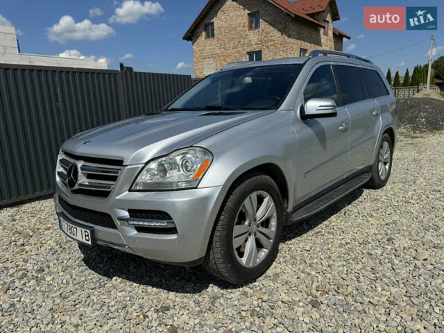 Серый Мерседес ГЛ-класс, объемом двигателя 5.46 л и пробегом 288 тыс. км за 13000 $, фото 5 на Automoto.ua
