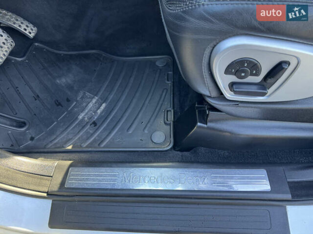 Серый Мерседес ГЛ-класс, объемом двигателя 5.46 л и пробегом 288 тыс. км за 13000 $, фото 27 на Automoto.ua