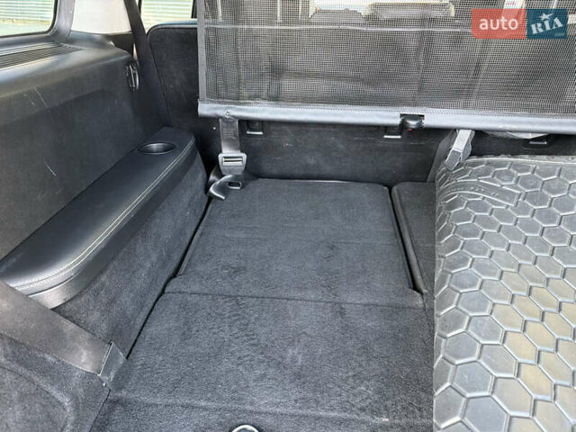 Сірий Мерседес ГЛ-Клас, об'ємом двигуна 5.46 л та пробігом 270 тис. км за 11300 $, фото 45 на Automoto.ua