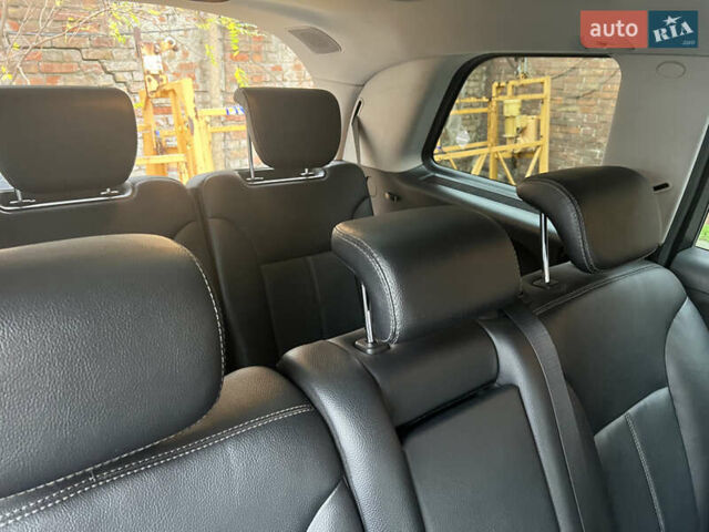 Сірий Мерседес ГЛ-Клас, об'ємом двигуна 4.67 л та пробігом 290 тис. км за 11500 $, фото 18 на Automoto.ua