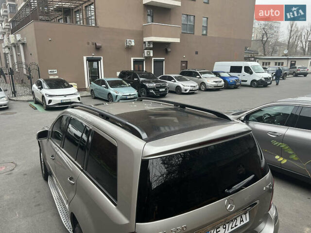 Сірий Мерседес ГЛ-Клас, об'ємом двигуна 4.67 л та пробігом 290 тис. км за 11500 $, фото 31 на Automoto.ua