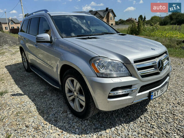 Серый Мерседес ГЛ-класс, объемом двигателя 5.46 л и пробегом 288 тыс. км за 13000 $, фото 4 на Automoto.ua