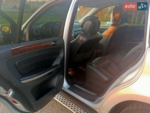 Сірий Мерседес ГЛ-Клас, об'ємом двигуна 4 л та пробігом 329 тис. км за 16800 $, фото 28 на Automoto.ua