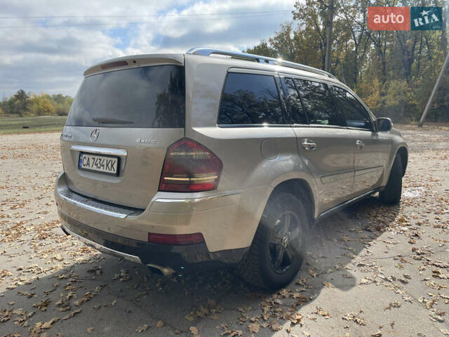 Мерседес ГЛ-класс 2007 в Умани на Automoto.ua Серый Мерседес ГЛ-класс, объемом двигателя 3 л и пробегом 312 тыс. км за 13500 $, фото 5 на Automoto.ua