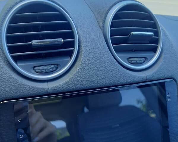 Серый Мерседес ГЛ-класс, объемом двигателя 4.66 л и пробегом 132 тыс. км за 11500 $, фото 9 на Automoto.ua