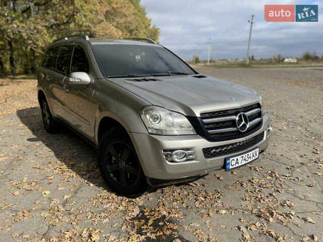 Мерседес ГЛ-класс 2007 в Умани на Automoto.ua Серый Мерседес ГЛ-класс, объемом двигателя 3 л и пробегом 312 тыс. км за 13500 $, фото 2 на Automoto.ua