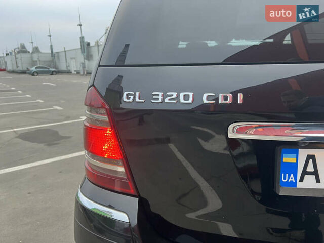 Серый Мерседес ГЛ-класс, объемом двигателя 2.99 л и пробегом 646 тыс. км за 9999 $, фото 12 на Automoto.ua