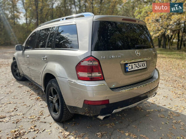 Мерседес ГЛ-класс 2007 в Умани на Automoto.ua Серый Мерседес ГЛ-класс, объемом двигателя 3 л и пробегом 312 тыс. км за 13500 $, фото 6 на Automoto.ua