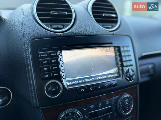 Серый Мерседес ГЛ-класс, объемом двигателя 4.66 л и пробегом 248 тыс. км за 9999 $, фото 33 на Automoto.ua