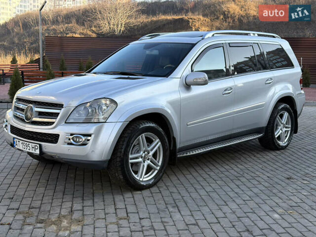 Сірий Мерседес ГЛ-Клас, об'ємом двигуна 5.46 л та пробігом 270 тис. км за 11300 $, фото 11 на Automoto.ua