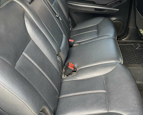 Серый Мерседес ГЛ-класс, объемом двигателя 3 л и пробегом 378 тыс. км за 11600 $, фото 7 на Automoto.ua