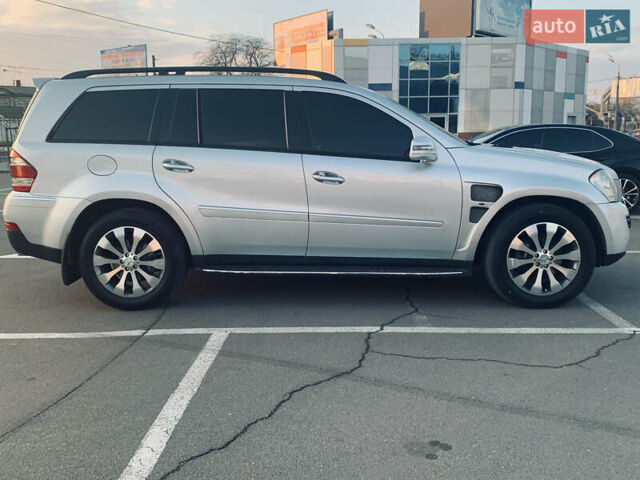 Серый Мерседес ГЛ-класс, объемом двигателя 2.99 л и пробегом 186 тыс. км за 15999 $, фото 4 на Automoto.ua
