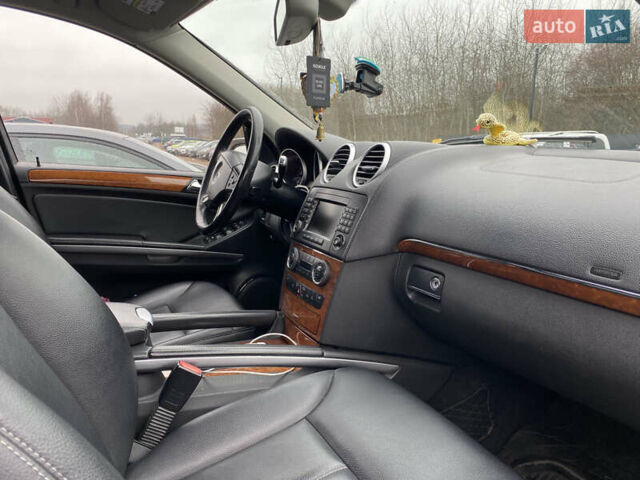 Серый Мерседес ГЛ-класс, объемом двигателя 2.99 л и пробегом 330 тыс. км за 15000 $, фото 7 на Automoto.ua