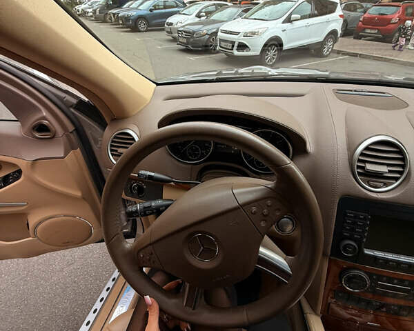 Сірий Мерседес ГЛ-Клас, об'ємом двигуна 4.66 л та пробігом 150 тис. км за 17500 $, фото 90 на Automoto.ua