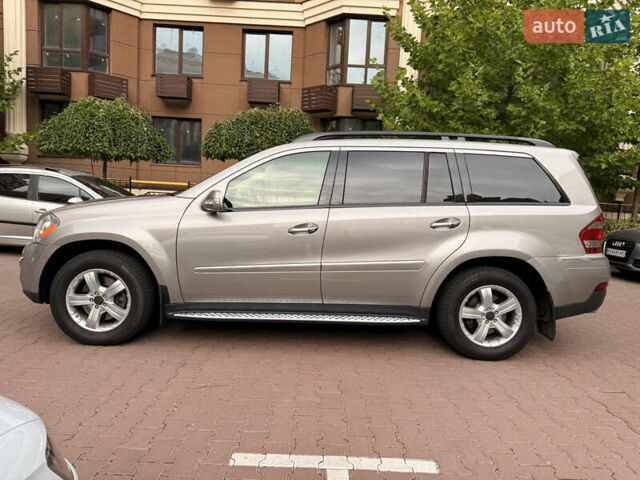 Сірий Мерседес ГЛ-Клас, об'ємом двигуна 4.66 л та пробігом 150 тис. км за 17500 $, фото 66 на Automoto.ua