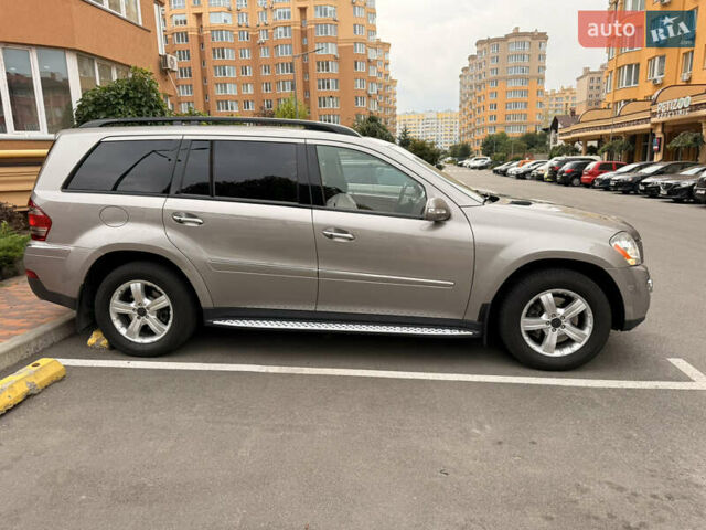 Сірий Мерседес ГЛ-Клас, об'ємом двигуна 4.66 л та пробігом 150 тис. км за 17500 $, фото 15 на Automoto.ua