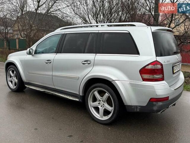 Серый Мерседес ГЛ-класс, объемом двигателя 5.46 л и пробегом 137 тыс. км за 15000 $, фото 23 на Automoto.ua