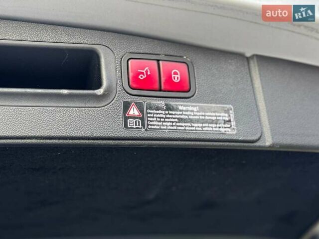 Серый Мерседес ГЛ-класс, объемом двигателя 5.46 л и пробегом 137 тыс. км за 15000 $, фото 50 на Automoto.ua