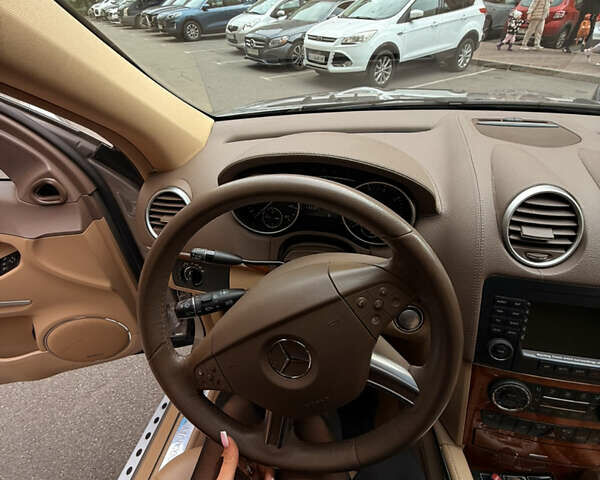 Сірий Мерседес ГЛ-Клас, об'ємом двигуна 4.66 л та пробігом 150 тис. км за 17500 $, фото 89 на Automoto.ua