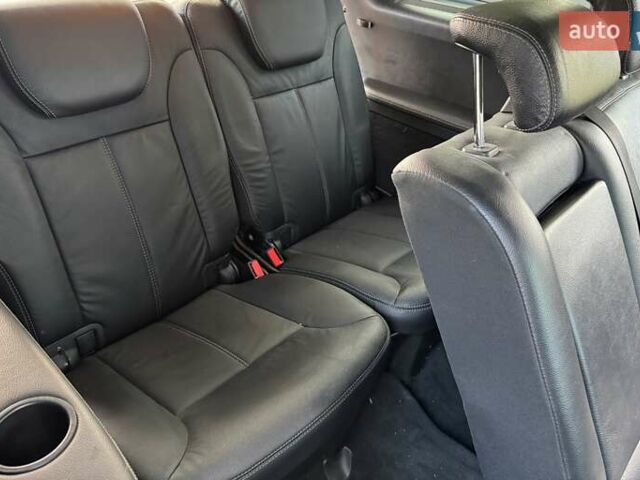 Серый Мерседес ГЛ-класс, объемом двигателя 5.46 л и пробегом 137 тыс. км за 15000 $, фото 52 на Automoto.ua