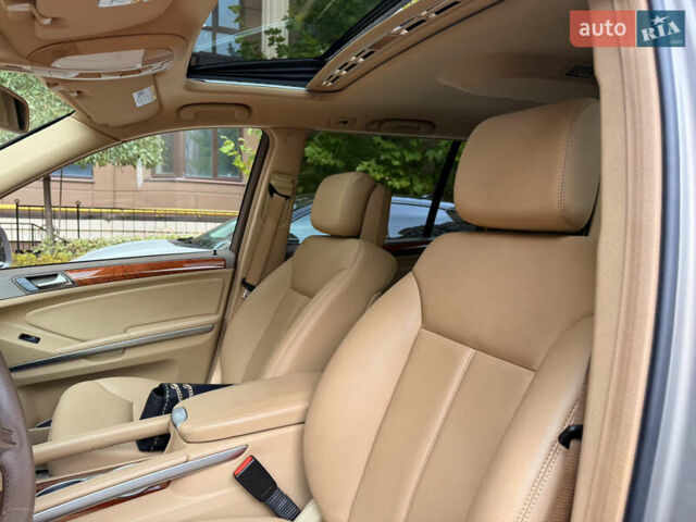 Сірий Мерседес ГЛ-Клас, об'ємом двигуна 4.66 л та пробігом 150 тис. км за 17500 $, фото 62 на Automoto.ua