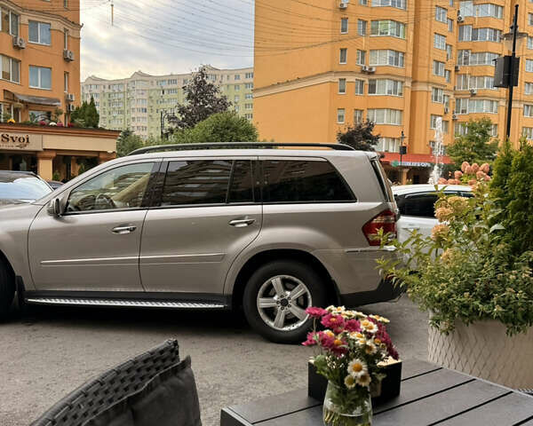 Сірий Мерседес ГЛ-Клас, об'ємом двигуна 4.66 л та пробігом 150 тис. км за 17500 $, фото 39 на Automoto.ua