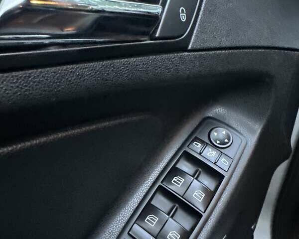 Сірий Мерседес ГЛ-Клас, об'ємом двигуна 4.66 л та пробігом 375 тис. км за 8900 $, фото 14 на Automoto.ua