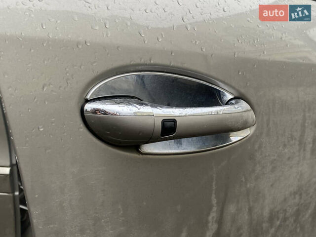 Серый Мерседес ГЛ-класс, объемом двигателя 2.99 л и пробегом 330 тыс. км за 15000 $, фото 6 на Automoto.ua