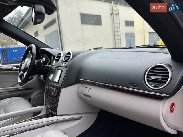 Серый Мерседес ГЛ-класс, объемом двигателя 2.99 л и пробегом 232 тыс. км за 16900 $, фото 22 на Automoto.ua