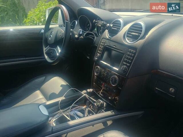 Мерседес ГЛ-класс 2010 в Чернухах на Automoto.ua Серый Мерседес ГЛ-класс, объемом двигателя 3 л и пробегом 250 тыс. км за 15200 $, фото 8 на Automoto.ua