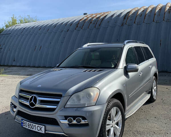 Сірий Мерседес ГЛ-Клас, об'ємом двигуна 2.99 л та пробігом 270 тис. км за 17000 $, фото 1 на Automoto.ua