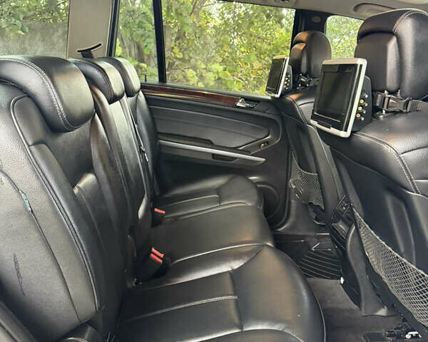 Сірий Мерседес ГЛ-Клас, об'ємом двигуна 2.99 л та пробігом 212 тис. км за 14999 $, фото 34 на Automoto.ua