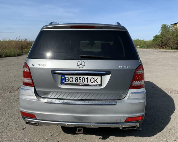 Сірий Мерседес ГЛ-Клас, об'ємом двигуна 2.99 л та пробігом 270 тис. км за 17000 $, фото 3 на Automoto.ua