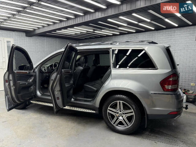 Серый Мерседес ГЛ-класс, объемом двигателя 2.99 л и пробегом 284 тыс. км за 16300 $, фото 8 на Automoto.ua