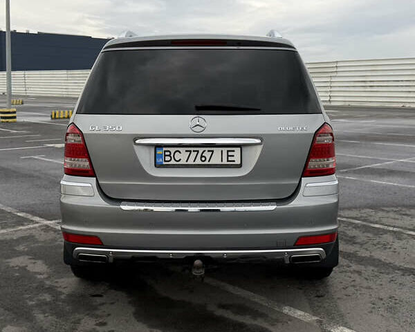 Серый Мерседес ГЛ-класс, объемом двигателя 2.99 л и пробегом 284 тыс. км за 16300 $, фото 21 на Automoto.ua