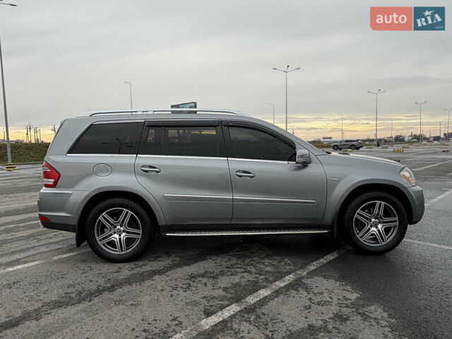 Серый Мерседес ГЛ-класс, объемом двигателя 2.99 л и пробегом 284 тыс. км за 16300 $, фото 36 на Automoto.ua