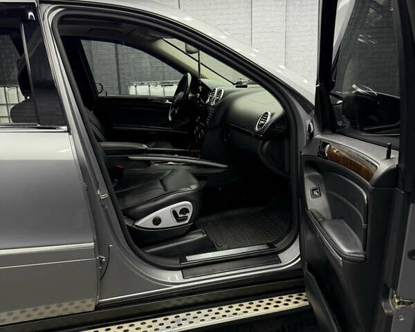 Серый Мерседес ГЛ-класс, объемом двигателя 2.99 л и пробегом 284 тыс. км за 16300 $, фото 9 на Automoto.ua