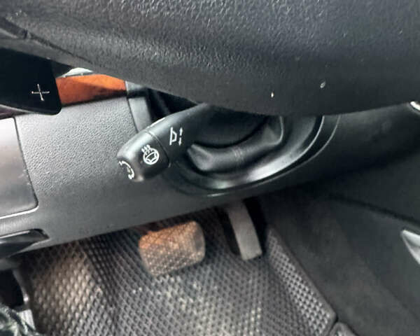 Серый Мерседес ГЛ-класс, объемом двигателя 2.99 л и пробегом 339 тыс. км за 16800 $, фото 22 на Automoto.ua