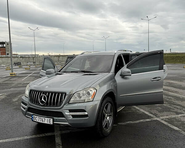 Серый Мерседес ГЛ-класс, объемом двигателя 2.99 л и пробегом 284 тыс. км за 16300 $, фото 26 на Automoto.ua