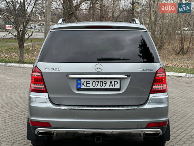 Сірий Мерседес ГЛ-Клас, об'ємом двигуна 3 л та пробігом 190 тис. км за 19999 $, фото 7 на Automoto.ua