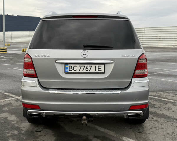 Серый Мерседес ГЛ-класс, объемом двигателя 2.99 л и пробегом 284 тыс. км за 16300 $, фото 32 на Automoto.ua
