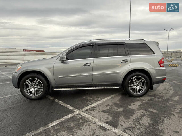 Серый Мерседес ГЛ-класс, объемом двигателя 2.99 л и пробегом 284 тыс. км за 16300 $, фото 24 на Automoto.ua