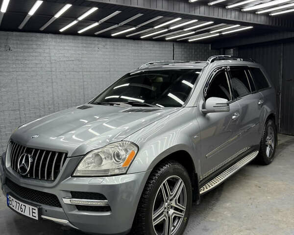 Серый Мерседес ГЛ-класс, объемом двигателя 2.99 л и пробегом 284 тыс. км за 16300 $, фото 15 на Automoto.ua